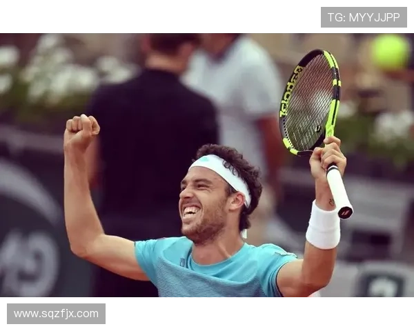 网球新星展现强劲实力 首次大满贯夺冠引发全球关注 网球新星展现强劲实力 首次大满贯夺冠引发全球关注