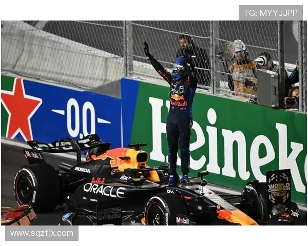 F1赛事最新动态：各队备战新赛季，技术革新与车手变动引关注