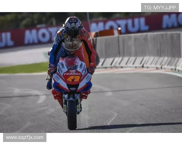 瓦伦西亚俱乐部宣布新援加盟提升球队竞赛实力并展望未来赛季挑战 瓦伦西亚俱乐部宣布新援加盟提升球队竞赛实力并展望未来赛季挑战